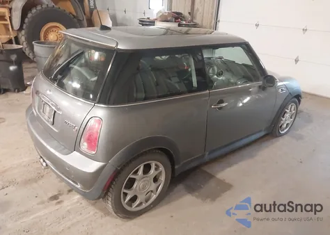 2006 Mini Cooper S from USA, damaged, VIN WMWRE33526TN25776
